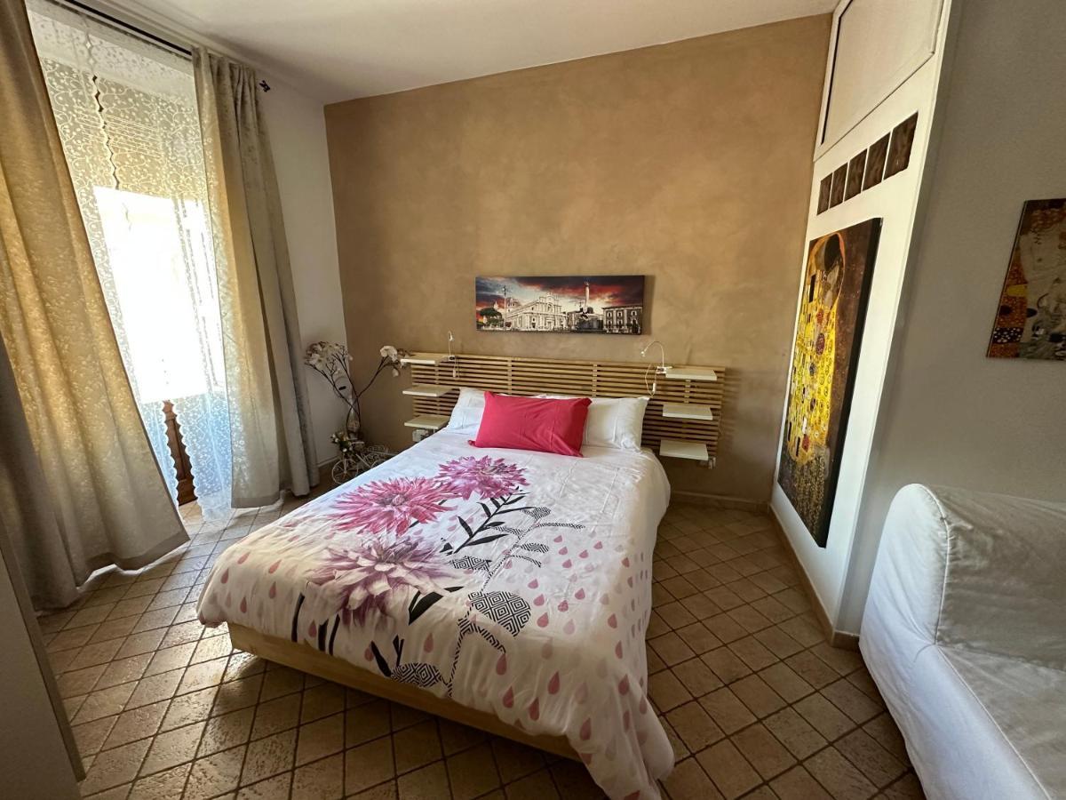 The Civita Apt Town Center Catania Bagian luar foto