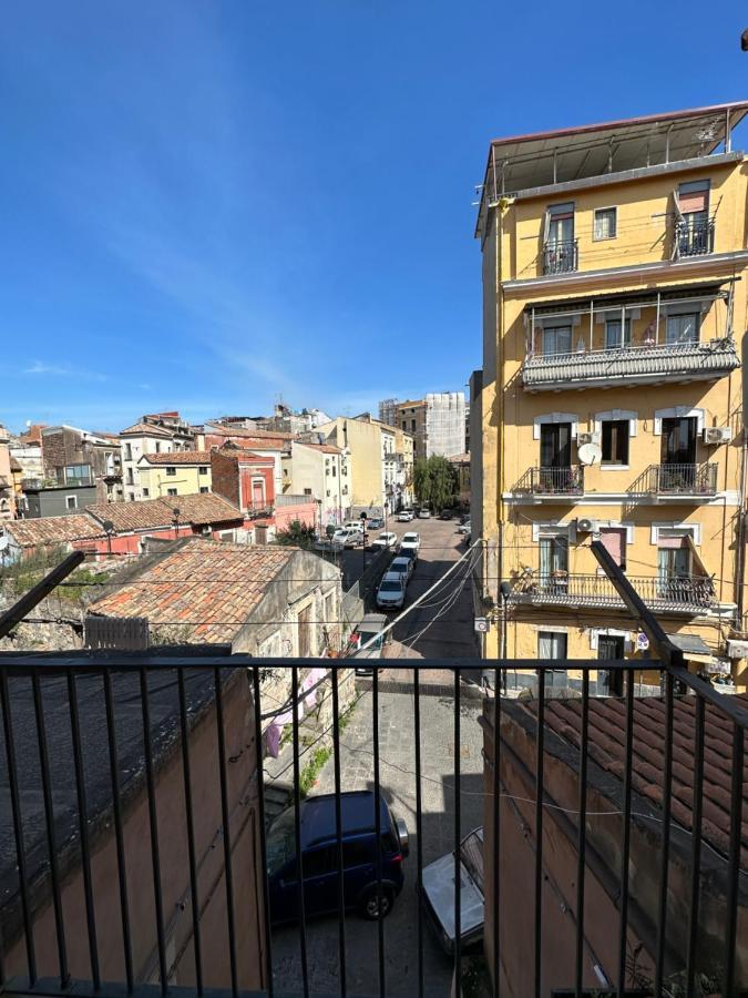 The Civita Apt Town Center Catania Bagian luar foto